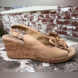 B•O•C Slingback PeepToe Leather Flower Detail Nude Wedge Heels Women’s Size 11M